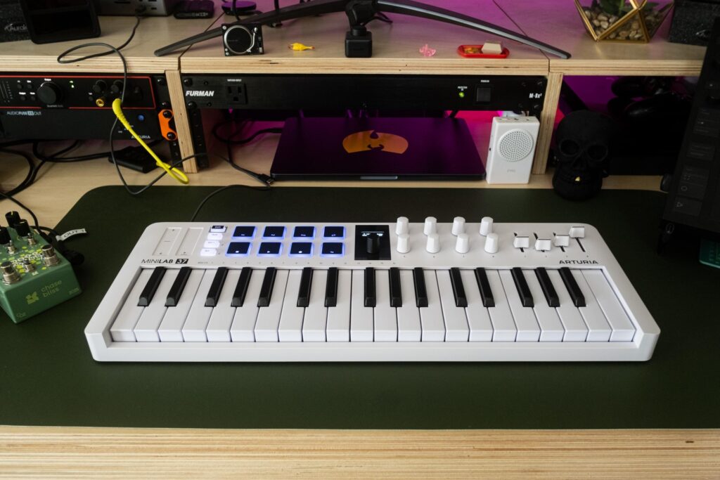 ​I’ve found the Goldilocks of portable MIDI controllers 