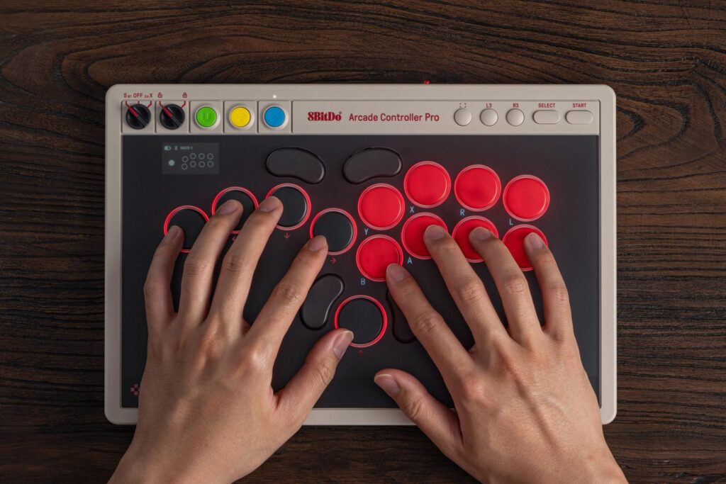 ​8BitDo’s all-button controller gets a screen upgrade for customizations without an app 