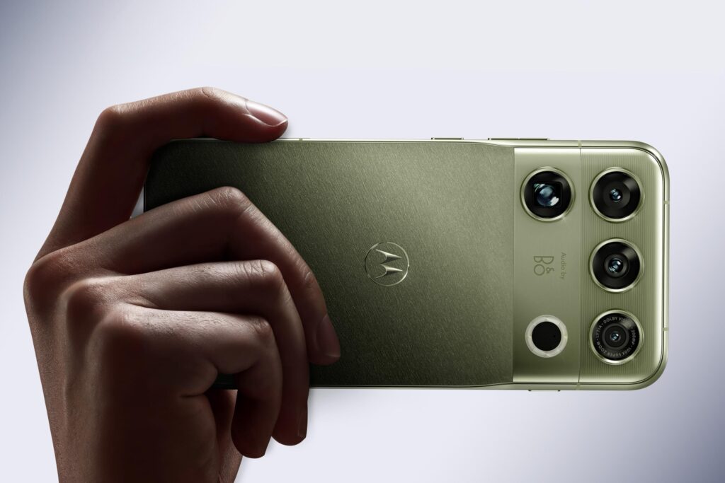 ​Motorola’s wild-looking Signature 27 runs Qualcomm’s new Extreme chipset 